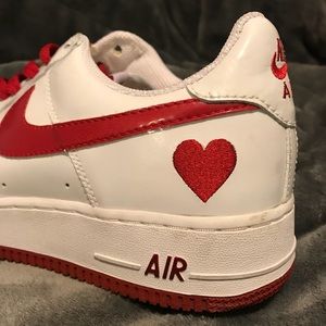 nike air force 1 valentine's day 2004